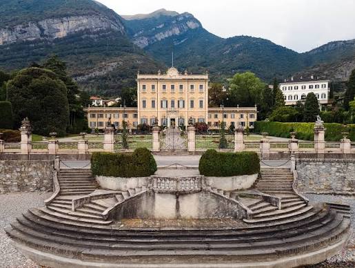 Historic interiors at Villa Sola Cabiati